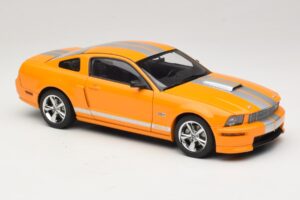 Ford Mustang GT S197 Grabber Orange Metallic AUTOart 1:18 73117-A1 Fém – 6. kép a 8-ből
