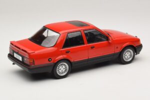 Ford Orion Mk2 1600E Piros MCG 1:18 MCG18488 Fém – 2. kép a 6-ből