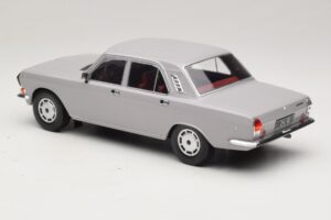 GAZ Volga GAZ-24-10 Szürke MCG 1:18 MCG18016 Fém – 5. kép a 6-ből