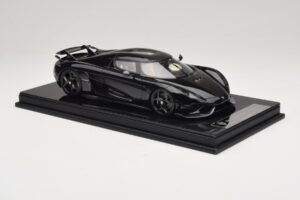 Koenigsegg Regera Fekete Karbon Csomag Bézs Belső Tér FrontiArt 1:18 REMC042 Gyanta – 4. kép a 7-ből