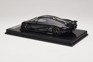 Koenigsegg Regera Fekete Karbon Csomag Bézs Belső Tér FrontiArt 1:18 REMC042 Gyanta – 5. kép a 7-ből