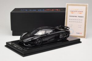 Koenigsegg Regera Fekete Karbon Csomag Bézs Belső Tér FrontiArt 1:18 REMC042 Gyanta – 7. kép a 7-ből