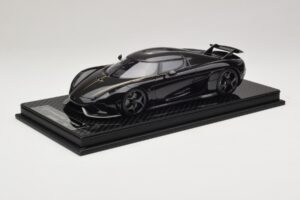 Koenigsegg Regera Fekete Karbon Csomag FrontiArt 1:18 Koenigsegg Regera Fekete Karbon Csomag FrontiArt 1:18 F079-179 Gyanta