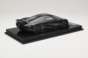 Koenigsegg Regera Fekete Karbon Csomag FrontiArt 1:18 F079-179 Gyanta – 2. kép a 7-ből