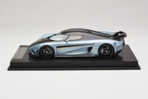 Koenigsegg Regera Kék Karbon Csomag FrontiArt 1:18 F079-173 Gyanta – 3. kép a 7-ből