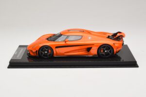 Koenigsegg Regera Narancssárga Karbon Csomag FrontiArt 1:18 F071-153 Gyanta – 3. kép a 7-ből