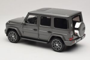 Mercedes G-Class W465 Classic Grey Norev 1:18 183035 Fém – 5. kép a 6-ből