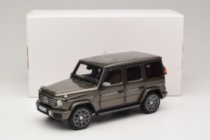 Mercedes G-Class W465 Indium Grey Norev 1:18 183036 Fém – 6. kép a 6-ből