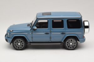 Mercedes G-Class W465 Vintage Blue Norev 1:18 183034 Fém – 3. kép a 6-ből
