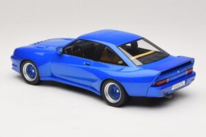 Opel Manta B Kék Metálfényű MCG 1:18 MCG18258 Fém – 5. kép a 6-ből