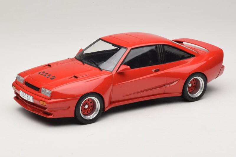 Opel Manta B Piros MCG 1:18 Opel Manta B Piros MCG 1:18 MCG18382 Fém