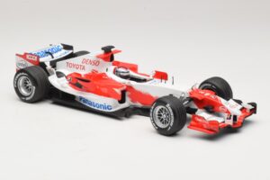 Panasonic Toyota Racing TF106 #11 J. Trulli 2006 Minichamps 1:18 AM59558L Fém – 4. kép a 7-ből