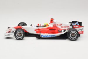 Panasonic Toyota Racing TF106 #12 R. Schumacher Presentation 2006 Minichamps 1:18 AM59553G Fém – 3. kép a 6-ből