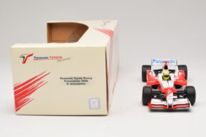 Panasonic Toyota Racing TF106 #12 R. Schumacher Presentation 2006 Minichamps 1:18 AM59553G Fém – 6. kép a 6-ből