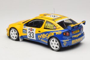 Renault Megane Maxi #33 P. Bugalski / J-P. Chiaroni Rally Sanremo 1998 Otto 1:18 OT1195 Gyanta – 5. kép a 6-ből
