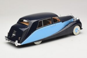Rolls-Royce Silver Wraith Empress by Hooper Fekete & Sötétkék MCG 1:18 MCG18051 Fém – 2. kép a 6-ből
