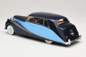 Rolls-Royce Silver Wraith Empress by Hooper Fekete & Sötétkék MCG 1:18 MCG18051 Fém – 5. kép a 6-ből