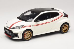 Toyota GR Yaris TGR Italy Limitált Kiadás Pure White Otto 1:18 OT1183 Gyanta