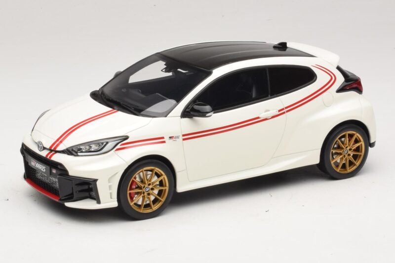 Toyota GR Yaris TGR Italy Limitált Kiadás Pure White Otto 1:18 OT1183 Gyanta