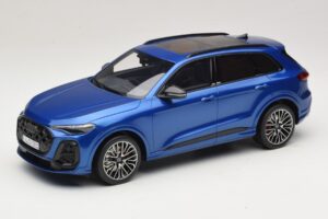 Audi SQ5 FY TFSI Ultra Kék Otto 1:18 OT1281 Gyanta