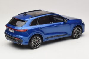 Audi SQ5 FY TFSI Ultra Kék Otto 1:18 OT1281 Gyanta – 2. kép a 6-ből