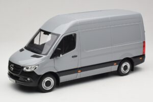 Mercedes Sprinter Szürke Norev 1:18 Mercedes Sprinter Szürke Norev 1:18 183042 Fém