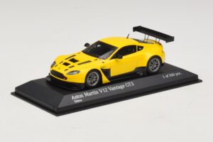 Aston Martin V12 Vantage GT3 Sárga Minichamps 1:43 437121391 Fém – 2. kép a 4-ből