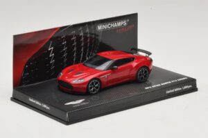 Aston Martin V12 Zagato Piros Minichamps 1:43 437137220 Fém – 2. kép a 5-ből