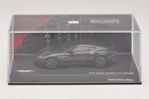 Aston Martin V12 Zagato Scintilla Silver Minichamps 1:43 437137221 Fém – 4. kép a 5-ből