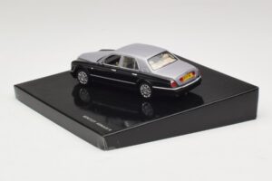 Bentley Arnage R Ezüst Minichamps 1:43 BL387 Fém – 3. kép a 4-ből
