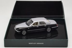 Bentley Arnage R Ezüst Minichamps 1:43 BL387 Fém – 4. kép a 4-ből