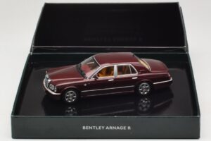 Bentley Arnage R Sunset Red Minichamps 1:43 BL330 Fém – 4. kép a 4-ből