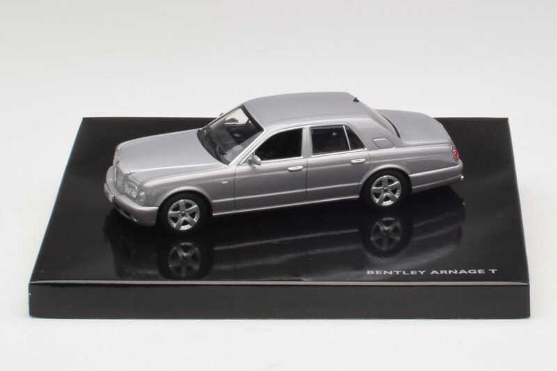 Bentley Arnage T Silver Tempest Minichamps 1:43 Bentley Arnage T Silver Tempest Minichamps 1:43 BL326 Fém