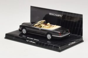 Bentley Azure Fekete Minichamps 1:43 436139930 Fém – 3. kép a 4-ből