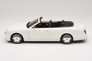 Bentley Azure Glacier White Csere Doboz Minichamps 1:18 100139502-R1 Fém – 4. kép a 8-ből