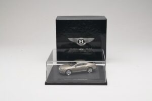 Bentley Continental GT Light Bronze Metallic Minichamps 1:43 BL834 Fém – 4. kép a 4-ből