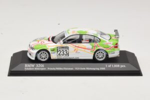 BMW 320i E46 #233 A. Priaulx / J. Muller Schubert Motorsport VLN Nurburgring 2005 Minichamps 1:43 400052433 Fém