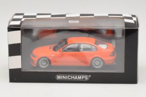 BMW 320i E46 Utcai Verzió Narancssárga Minichamps 1:43 400052400 Fém – 4. kép a 4-ből