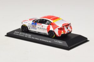 BMW M235i Bong Motorsport #307 Nett / Akata 24 Hours of Nurburgring 2015 Minichamps 1:43 437152507 Fém – 3. kép a 4-ből