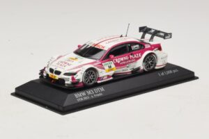 BMW M3 E92 DTM #16 A. Priaulx BMW Team RMG DTM 2013 Minichamps 1:43 410132216 Fém – 2. kép a 4-ből