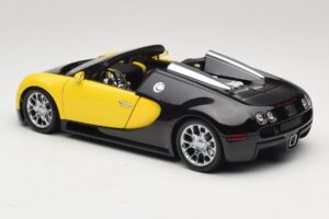 Bugatti Veyron Grand Sport Black Lemon Minichamps 1:18 100110831 Fém – 7. kép a 8-ből