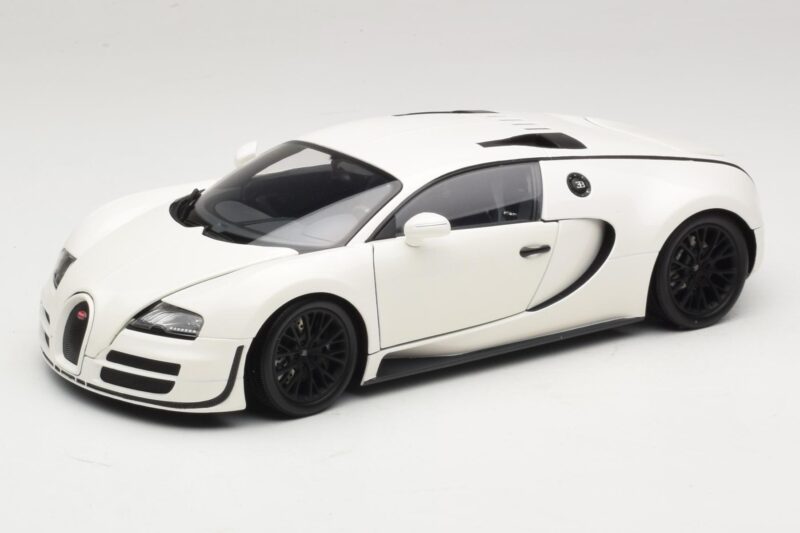 Bugatti Veyron Super Sport Fehér Minichamps 1:18 100110844 Fém