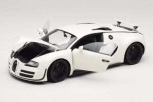 Bugatti Veyron Super Sport Fehér Minichamps 1:18 100110844 Fém – 2. kép a 8-ből