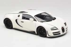 Bugatti Veyron Super Sport Fehér Minichamps 1:18 100110844 Fém – 6. kép a 8-ből