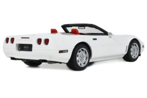 Chevrolet Corvette C4 Kabrió Arctic White GT Spirit 1:18 GT580 Gyanta – 2. kép a 5-ből