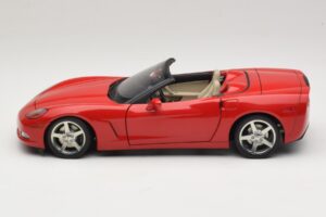 Chevrolet Corvette C6 Kabrió Piros AUTOart 1:18 71221 Fém – 4. kép a 8-ből
