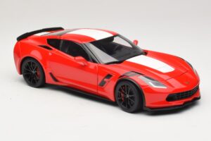 Chevrolet Corvette C7 Grand Sport Piros Fehér Csíkokkal AUTOart 1:18 71274 Kompozit – 6. kép a 8-ből
