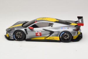 Chevrolet Corvette C8.R Szürke GT Spirit 1:18 GT307 Gyanta – 3. kép a 6-ből