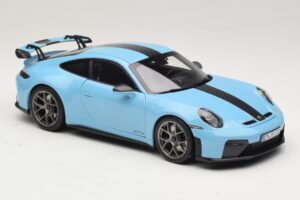 Porsche 911 992.2 GT3 Weissach Package Gulf Blue Norev 1:18 187000 Fém – 6. kép a 8-ből