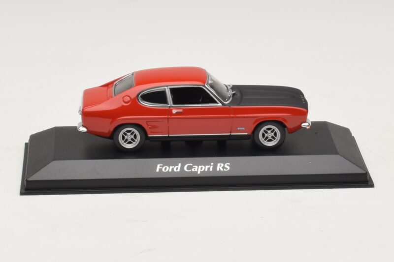 Ford Capri I Piros Fekete Motorháztetővel Maxichamps 1:43 940085801 Fém